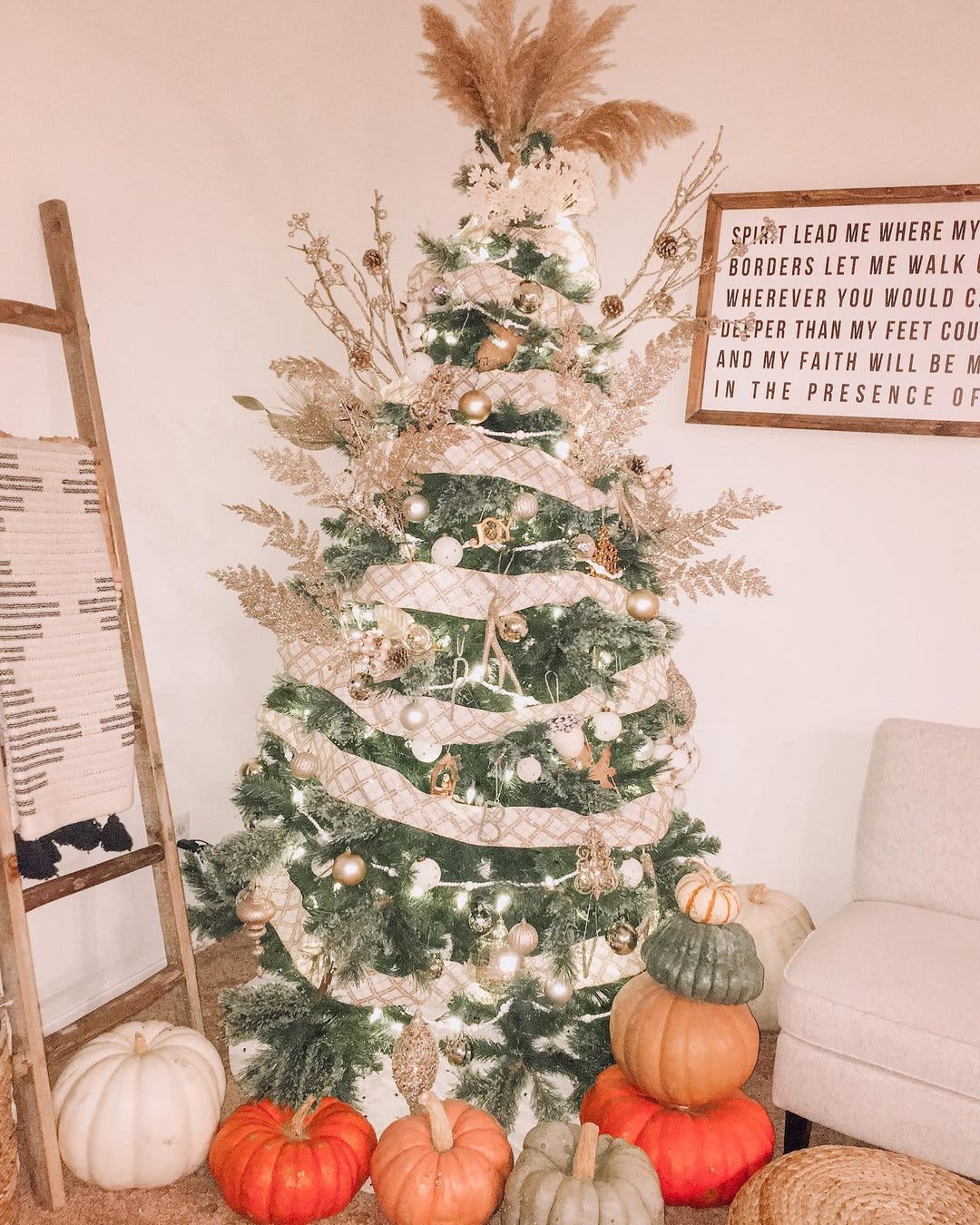 Boho christmas store tree